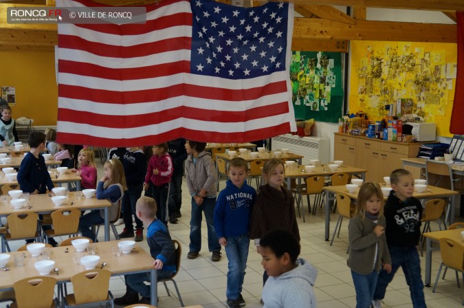 2013 - Petit déjeuner américain à l'école Kergomard