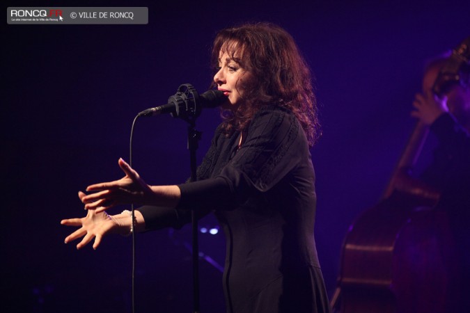 2013 - Concert hommage à Edith Piaf - Jil Aigrot