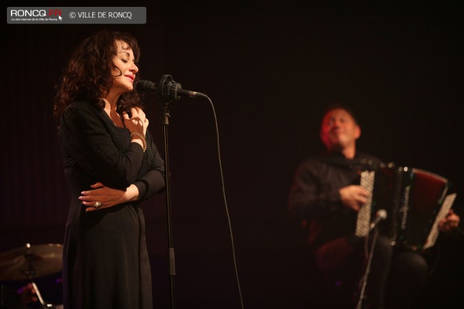 2013 - Concert hommage à Edith Piaf - Jil Aigrot