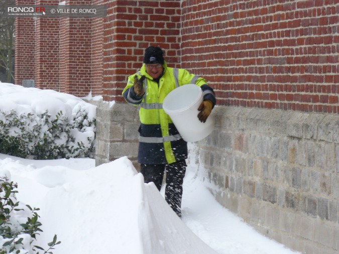 2013 - Neige: Roncq, nouvelle station de ski ! 