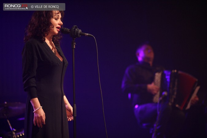 2013 - Concert hommage à Edith Piaf - Jil Aigrot