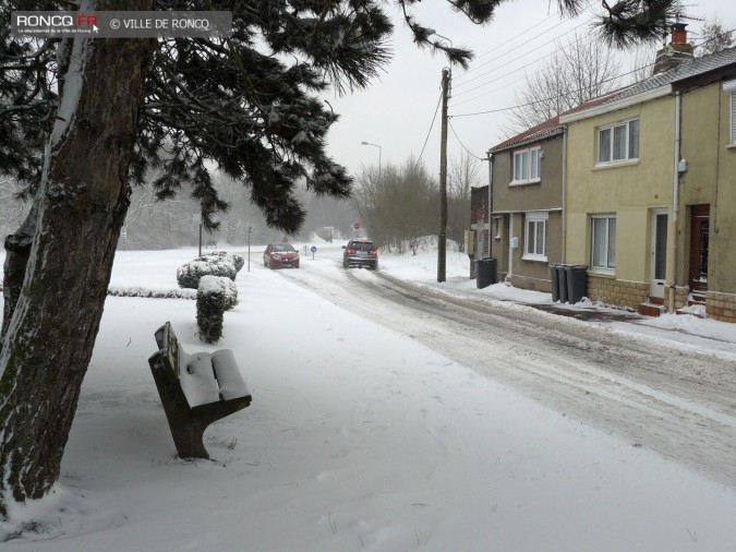 2013 - Neige: Roncq, nouvelle station de ski ! 