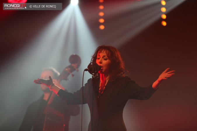 2013 - Concert hommage à Edith Piaf - Jil Aigrot