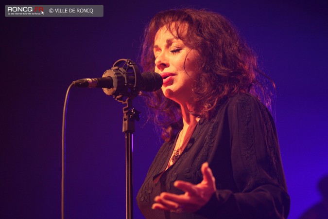 2013 - Concert hommage à Edith Piaf - Jil Aigrot