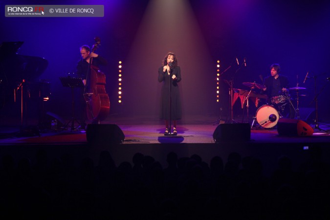 2013 - Concert hommage à Edith Piaf - Jil Aigrot