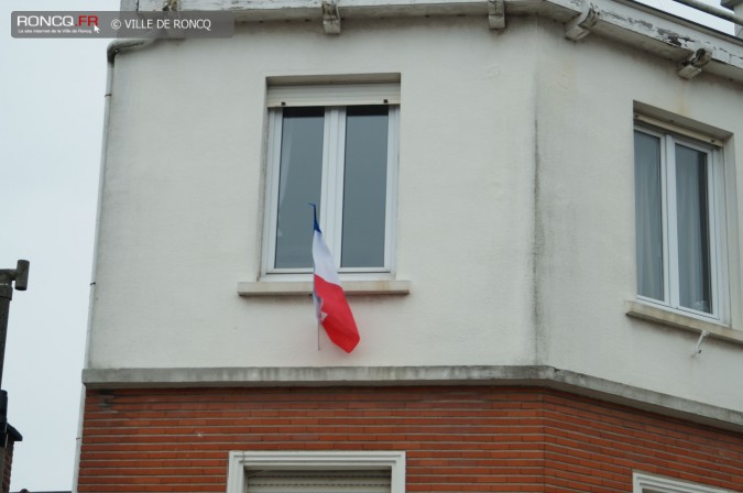 2015 - drapeau hommage