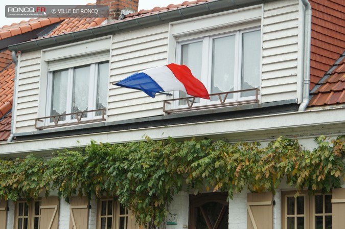 2015 - drapeau hommage