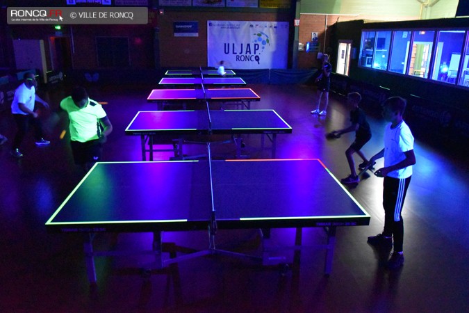 2018 - tennis de table fluo