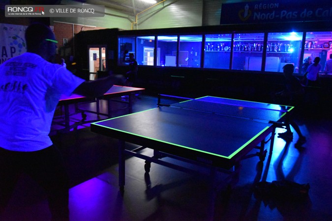 2018 - tennis de table fluo