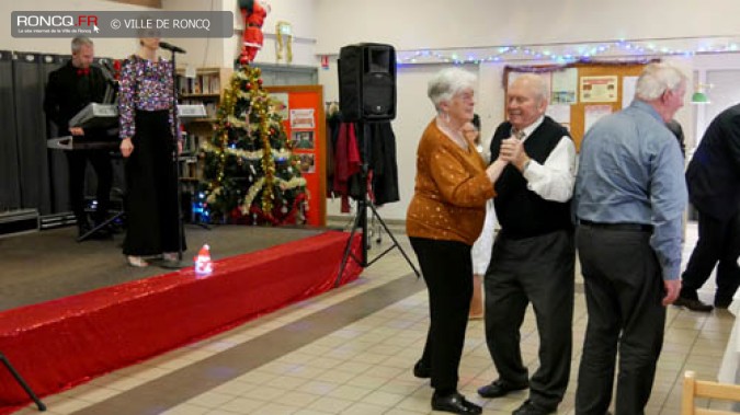 LE CLUB DU 3EME AGE MICHELET FETE NOEL