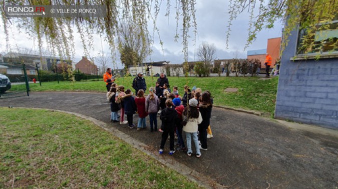 MINI FORET EN DEVENIR A L'ECOLE BREL 